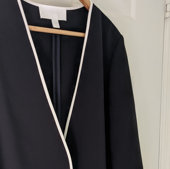 Hugo Boss Jivanna Open- Front Cropped Jacket - Picture 12 of 12